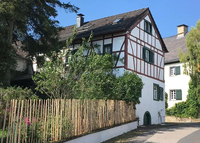 Zum-goldenen-schaf بلانكينهييم