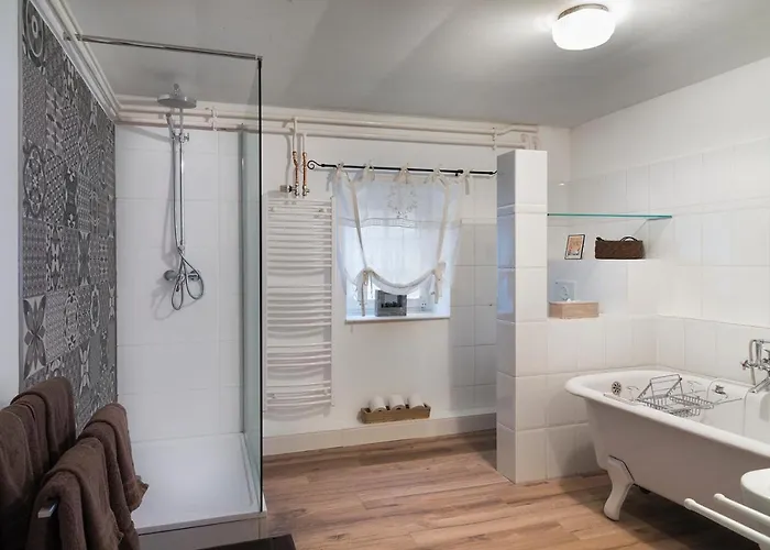 Zum-goldenen-schaf بلانكينهييم